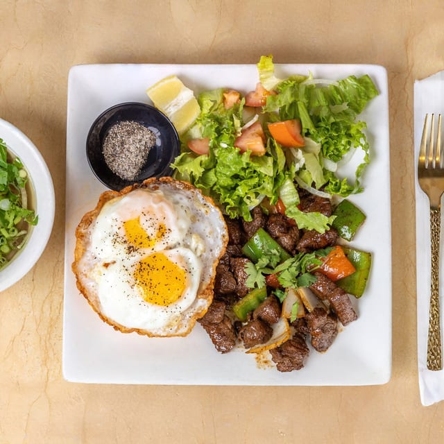 Shaken Beef Fried Rice Plate (Com Chien Bo Luc Lac).